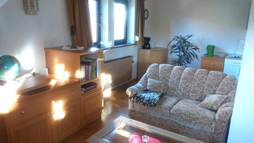 Апартаменты Haus Ruf Виндишгарстен Экстерьер фото